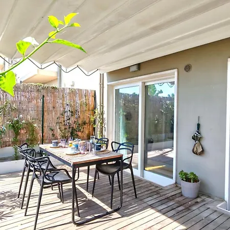 Saturnino Garden Terrace *